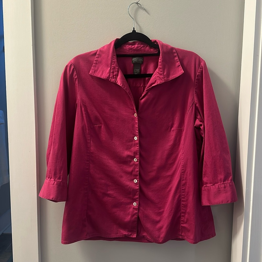 Additions by Chico’s pink 3/4 length sleeve button down shirt. Chico’s size 2